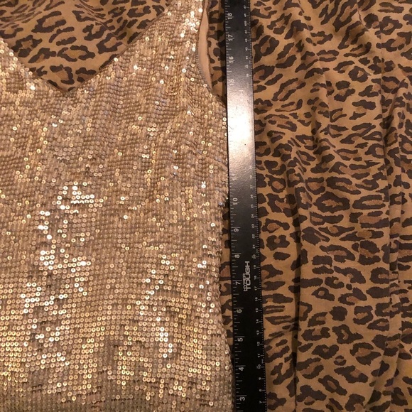 Anne Klein  small flowy gold sequin lined camisole/tank double V-neck zip back - Picture 5 of 14